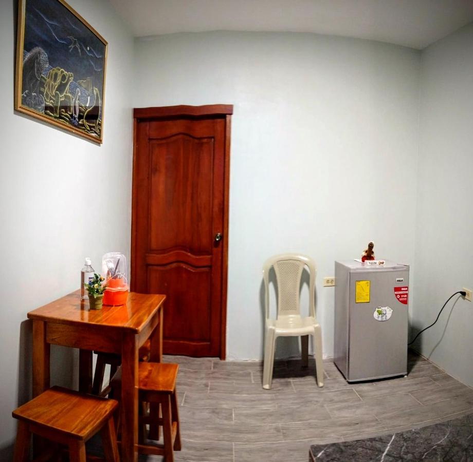 Casa Scalesia Apartment Puerto Baquerizo Moreno Bagian luar foto